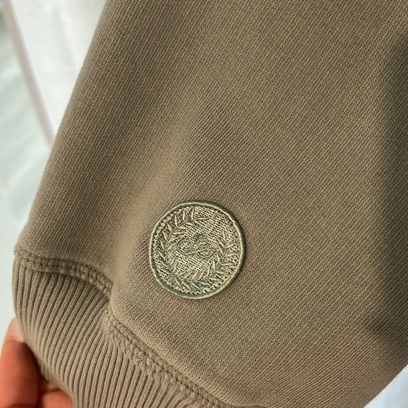 PINK/Victorias Secret Cropped Zip Up - Picture 3 of 5